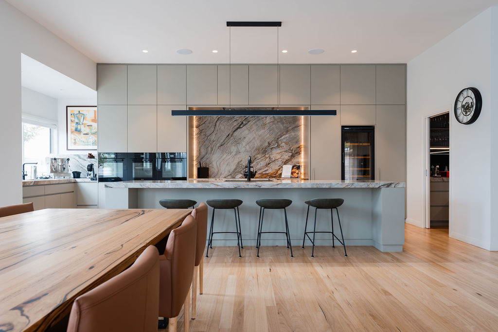 11ChaleCourt,Silverleaves-1